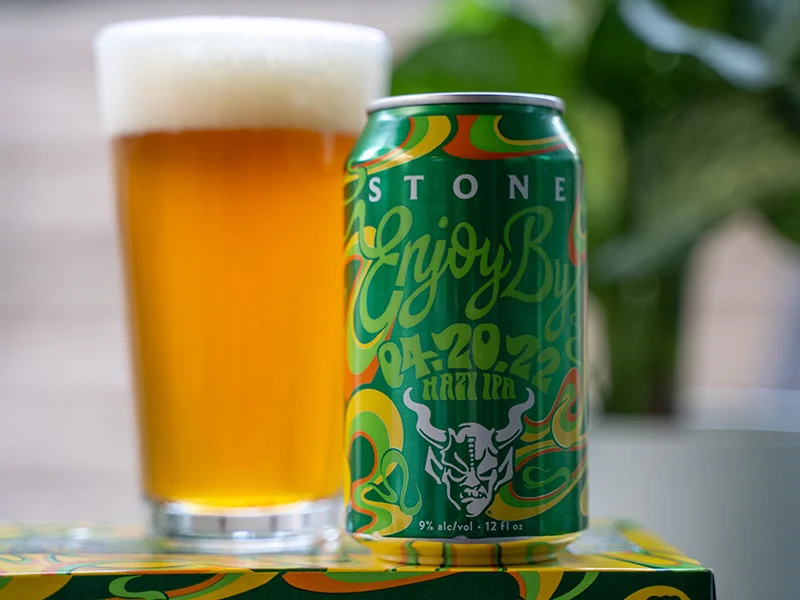 「新鮮さの限界」に挑戦したクラフトビールの超人気シリーズ『Stone Enjoy By 04.20.22 Hazy IPA』を3月31日(木)より全国発売